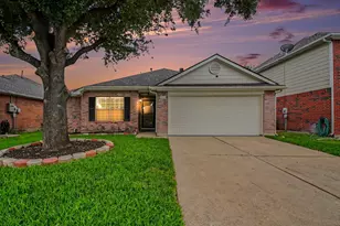9806 Revelstoke Dr, Houston, TX 77086 - Photo 1