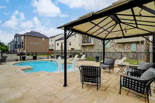 10905 Upland Retreat, Houston, TX 77043 - Photo 20