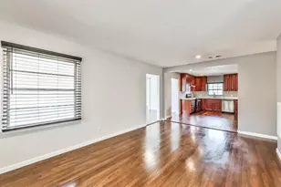 6530 Westview Dr, Houston, TX 77055 - Photo 4