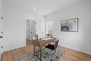 4752 Martin Hill St, Houston, TX 77018 - Photo 8