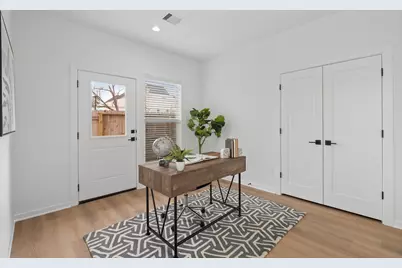 4752 Martin Hill Street, Houston, TX 77018 - Photo 6