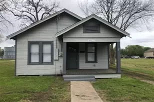 3022 School St, Needville, TX 77461 - Photo 2