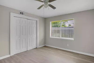 5404 Lorraine Drive, Baytown, TX 77521 - Photo 12