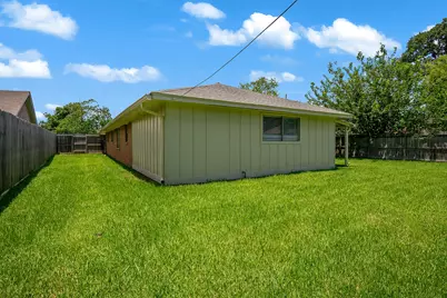 5404 Lorraine Drive, Baytown, TX 77521 - Photo 26