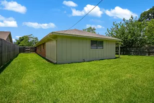 5404 Lorraine Dr, Baytown, TX 77521 - Photo 26