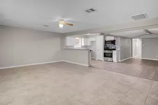 5404 Lorraine Dr, Baytown, TX 77521 - Photo 10