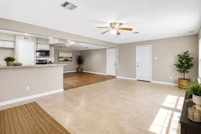 5404 Lorraine Drive, Baytown, TX 77521 - Photo 10
