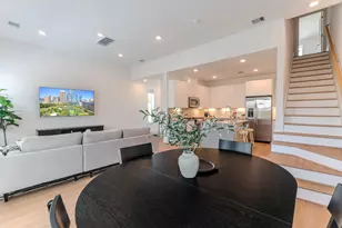7613 Victory Reserve St, Houston, TX 77088 - Photo 8
