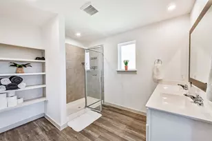 1702 Perch St, Alvin, TX 77511 - Photo 14