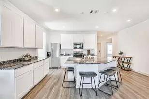 1702 Perch St, Alvin, TX 77511 - Photo 6