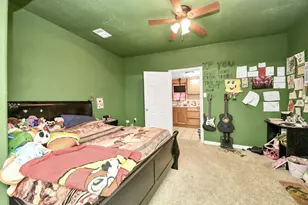8227 Chadwick St, Houston, TX 77029 - Photo 32