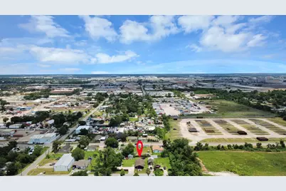 8227 Chadwick Street, Houston, TX 77029 - Photo 2