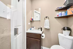 8227 Chadwick St, Houston, TX 77029 - Photo 38