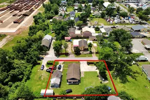 8227 Chadwick St, Houston, TX 77029 - Photo 6