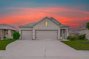 1214 Red Hills Dr, Rosharon, TX 77583 - Photo 1