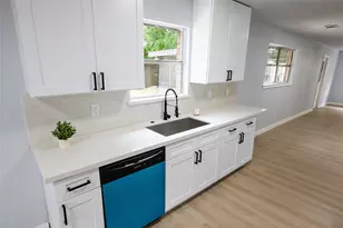 5515 Greylog Dr, Houston, TX 77048 - Photo 20