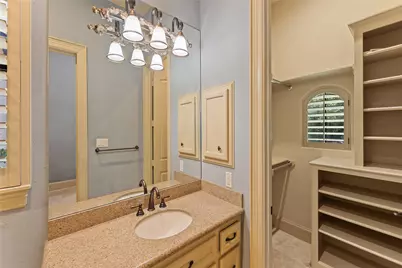 79 Golden Scroll Circle, The Woodlands, TX 77382 - Photo 20