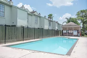 12668 Windsor Village Dr, Houston, TX 77071 - Photo 10
