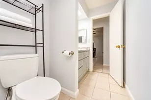 10550 Towneview Dr, Sugar Land, TX 77498 - Photo 8