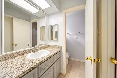 10550 Towneview Drive, Sugar Land, TX 77498 - Photo 4