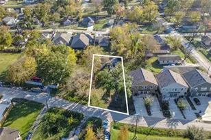 1039 Marcolin St, Houston, TX 77088 - Photo 1