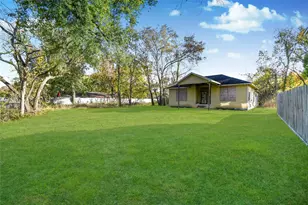 1039 Marcolin St, Houston, TX 77088 - Photo 6