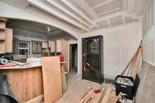 1039 Marcolin St, Houston, TX 77088 - Photo 32