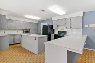 3412 Fairway Dr, Wharton, TX 77488 - Photo 4