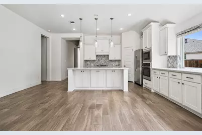 126 Canary Island Cir, Montgomery, TX 77316 - Photo 14