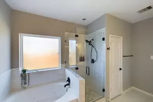 8011 Colton Mining Ct, Houston, TX 77040 - Photo 22