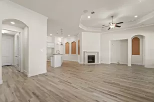 9339 Fairfield Oaks Ln, Houston, TX 77365 - Photo 14