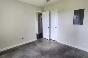 4710 Pelican St, Hitchcock, TX 77563 - Photo 8