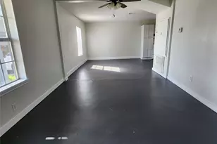 4710 Pelican St, Hitchcock, TX 77563 - Photo 2