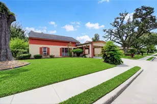 3838 Florinda St, Houston, TX 77021 - Photo 2