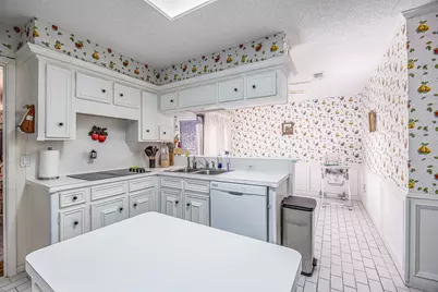 4613 Country Club View, Baytown, TX 77521 - Photo 20