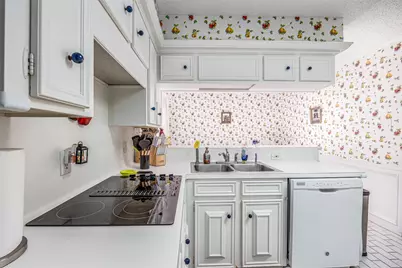 4613 Country Club View, Baytown, TX 77521 - Photo 18