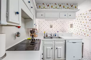 4613 Country Club View, Baytown, TX 77521 - Photo 18