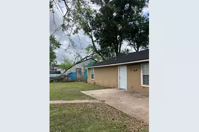 828 N Chenango Street, Angleton, TX 77515 - Photo 20