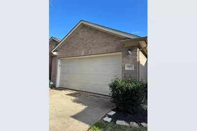 7730 Trail Hollow, Missouri City, TX 77459 - Photo 2