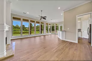 15444 Crown Oaks Dr, Montgomery, TX 77316 - Photo 12