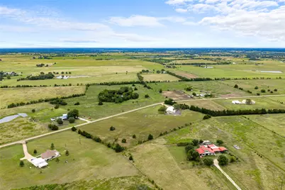 1232 Swiss Alp Hills Loop, Schulenburg, TX 78956 - Photo 26