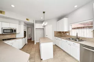 1611 Barton Creek Trail, Katy, TX 77450 - Photo 20