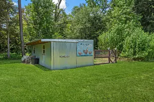 3004 Tyler St, Dayton, TX 77535 - Photo 32