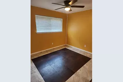 1205 Elm Street, Alvin, TX 77511 - Photo 12