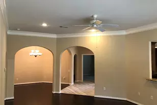 126 Coral Ct, Willis, TX 77304 - Photo 2