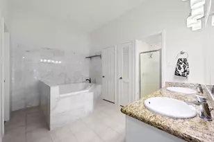 1 Wellington Ln, Sugar Land, TX 77478 - Photo 24