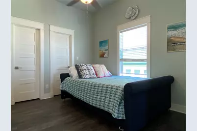 1001 S Stingaree Drive, Crystal Beach, TX 77650 - Photo 14
