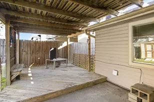 1209 Wildwood Dr, Deer Park, TX 77536 - Photo 22