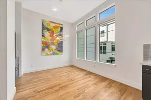 2104 Colorado St, Houston, TX 77007 - Photo 2