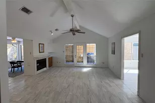 1723 Plumbwood Way, Houston, TX 77058 - Photo 8